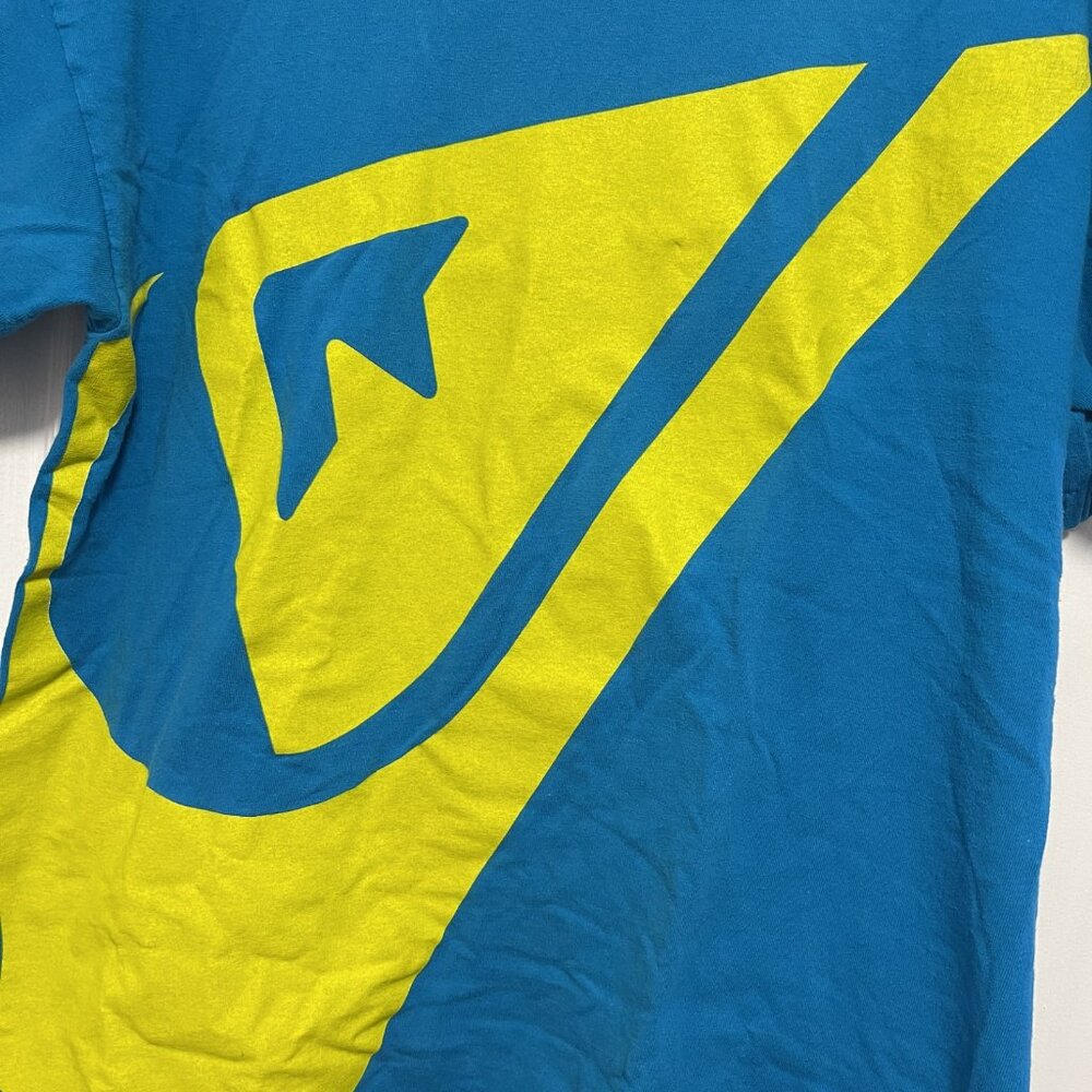 Quiksilver Graphic Logo T-Shirt Size Large